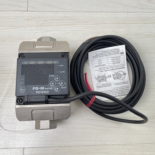 電極非接液型 電磁式流量センサ キーエンス