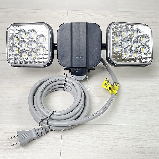 ムサシ LED-AC2028