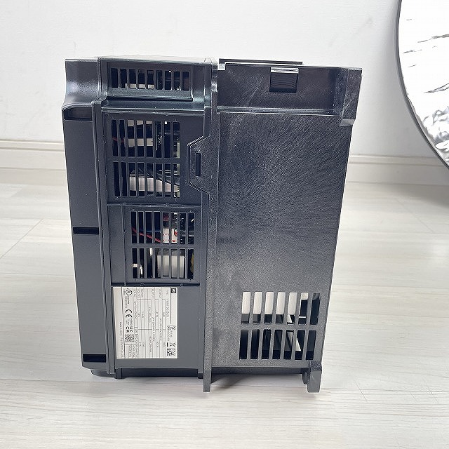 側面ラベルも剥がれなしの富士電機FRN7.5G2S-2Jインバータを埼玉県朝霞市で高価買取！