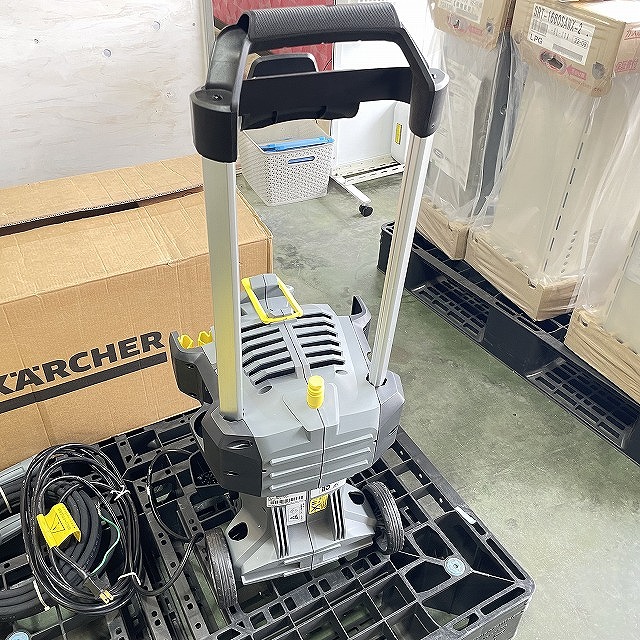 ケルヒャー高圧洗浄機HD4/8Pの背面ハンドル部分。埼玉県朝霞市で高価買取中!