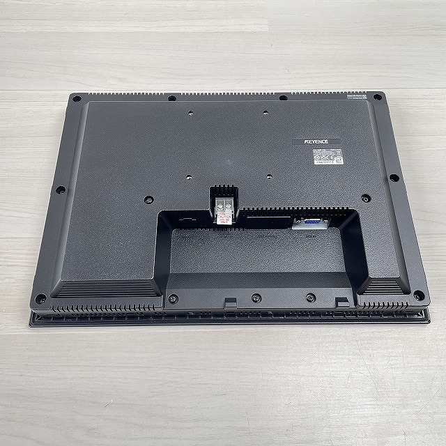 端子部や背面に痛みのないキーエンスCA-MP120液晶カラーモニタを埼玉県朝霞市で高価買取中！