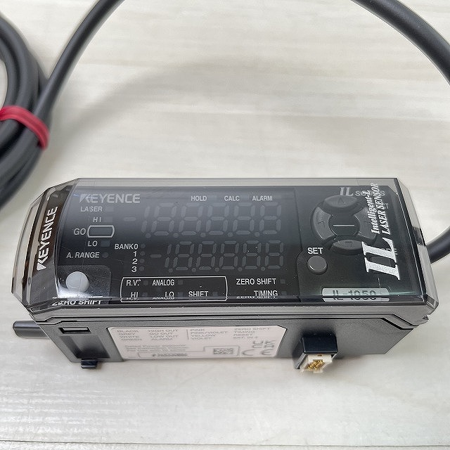 保護シートが付いたままで表示パネルがきれいなKeyence IL-1050 アンプユニットを埼玉県朝霞市で買取