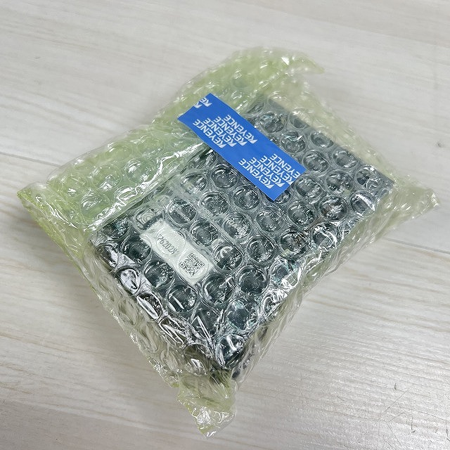 未開封プチプチに包まれたキーエンス KV-DA40V本体。埼玉県朝霞市で高価買取いたします!